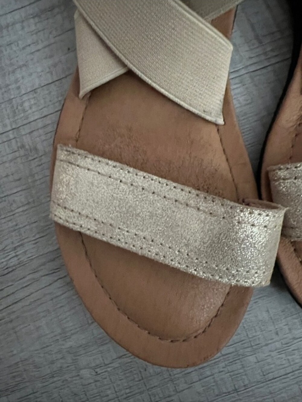 ADRIA Beige & GOLD ELASTIC Cross-Strap W Gold Shimmer Leatbrr Strap.  8 - Picture 3 of 6